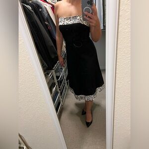 White House Black Market Strapless Dress - EUC size 8
